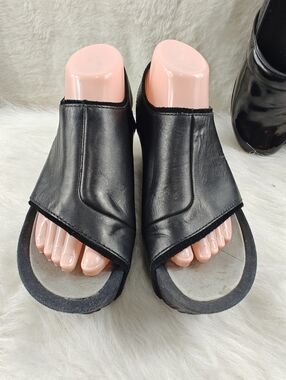 TSUBO Black Leather & Fabric Platform Slingback Sandals 3" Heel Women’s Size 8.5